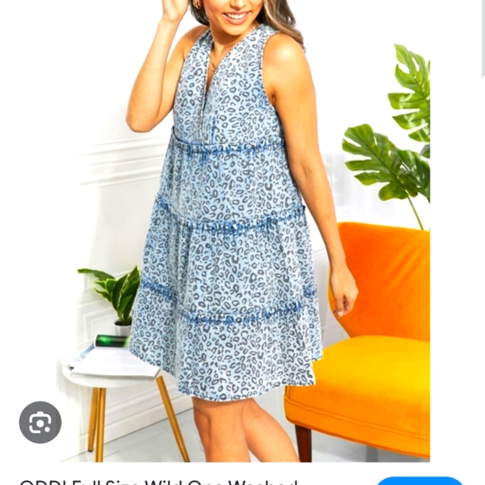 ODDY Blue and White Leopard Print Tiered Midi Dress